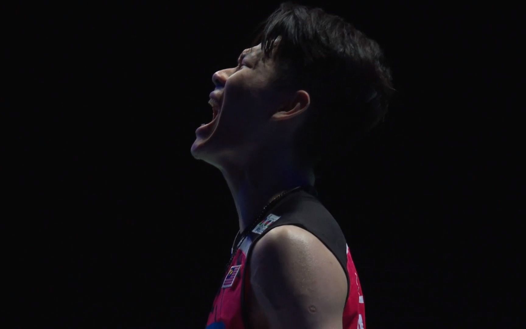 NG SPORTS- TL观众热烈欢呼！，Rookie迎来十二赛季出色发挥上演精彩一战