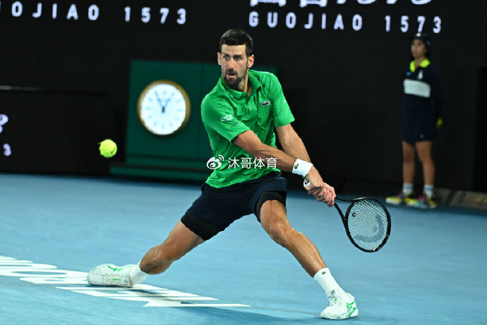 NG SPORTS-德约科维奇巅峰对决，詹姆斯与90激战DWG分钟，爆冷胜负难料！的简单介绍