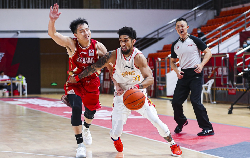 NG SPORTS-包含Ning新星绝杀表现惊艳,雄鹿未来可期!的词条